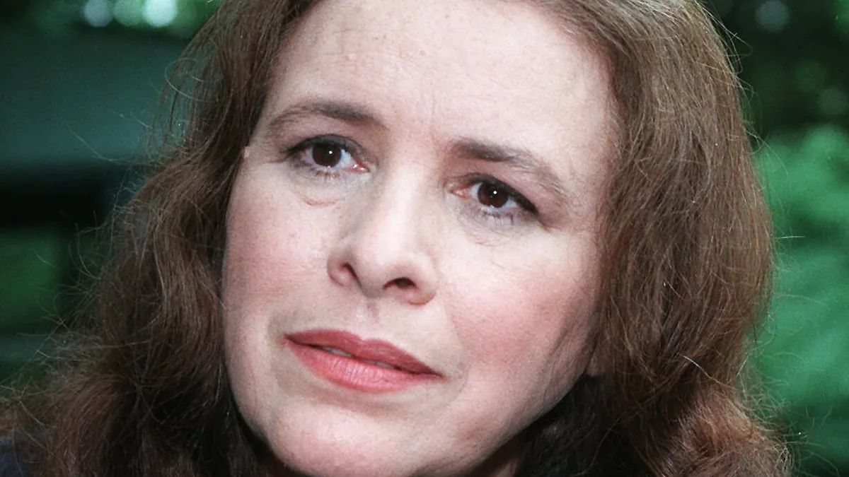 Jean Houston, ‘Midwife of Souls’ Who Advised Hillary Clinton, Dies at 89