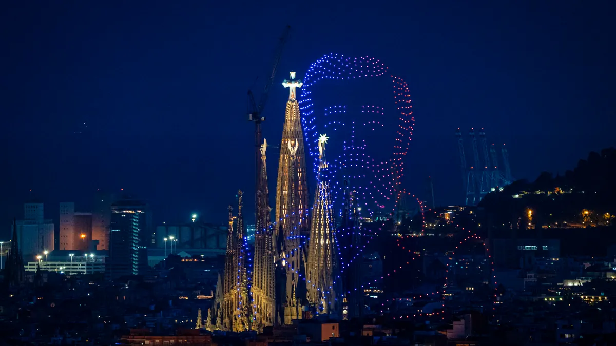 La firma de los drones de la Sagrada Família dobla ventas