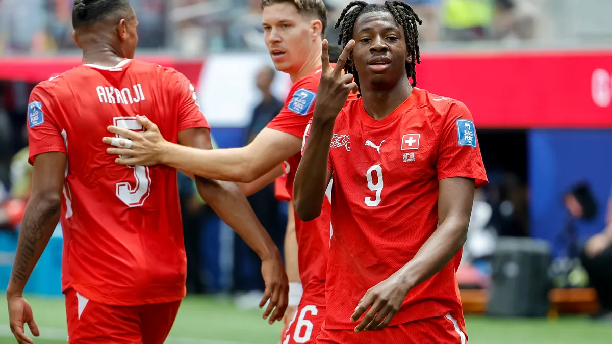 Manzambi y Vargas destrozan a Bosnia e impulsan a Suiza