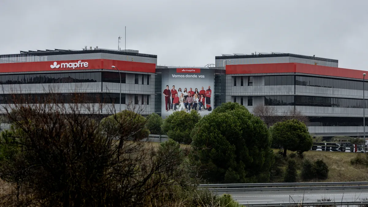Mapfre lanza un seguro con una "rentabilidad superior a las Letras"