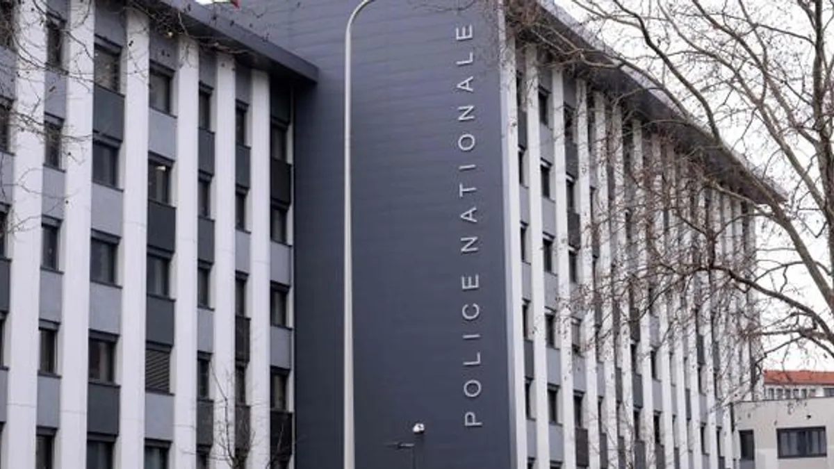 Mort de Lyhanna : dans les commissariats, les doutes sur l’examen en urgence des dossiers judiciaires d’atteintes aux mineurs