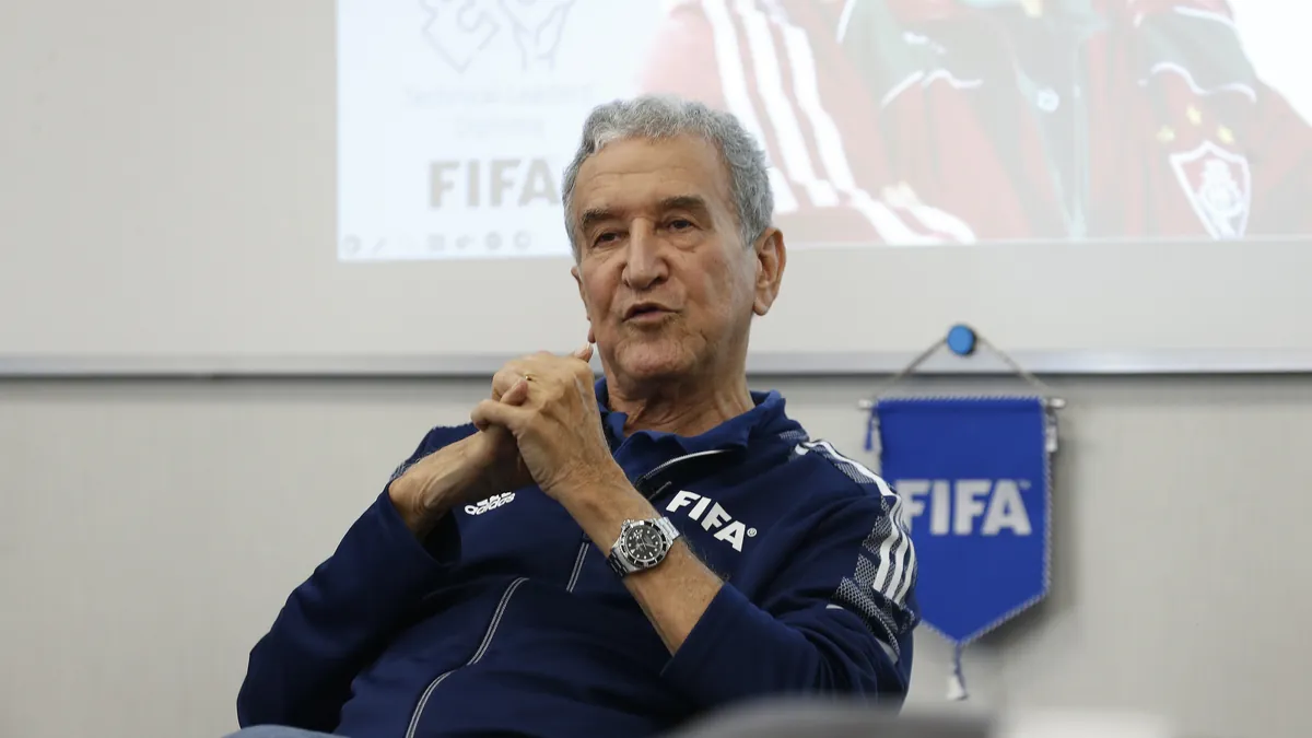 Carlos Alberto Parreira é internado no Rio de Janeiro; veja o que se sabe sobre saúde do treinador